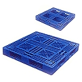 Plastic tray 